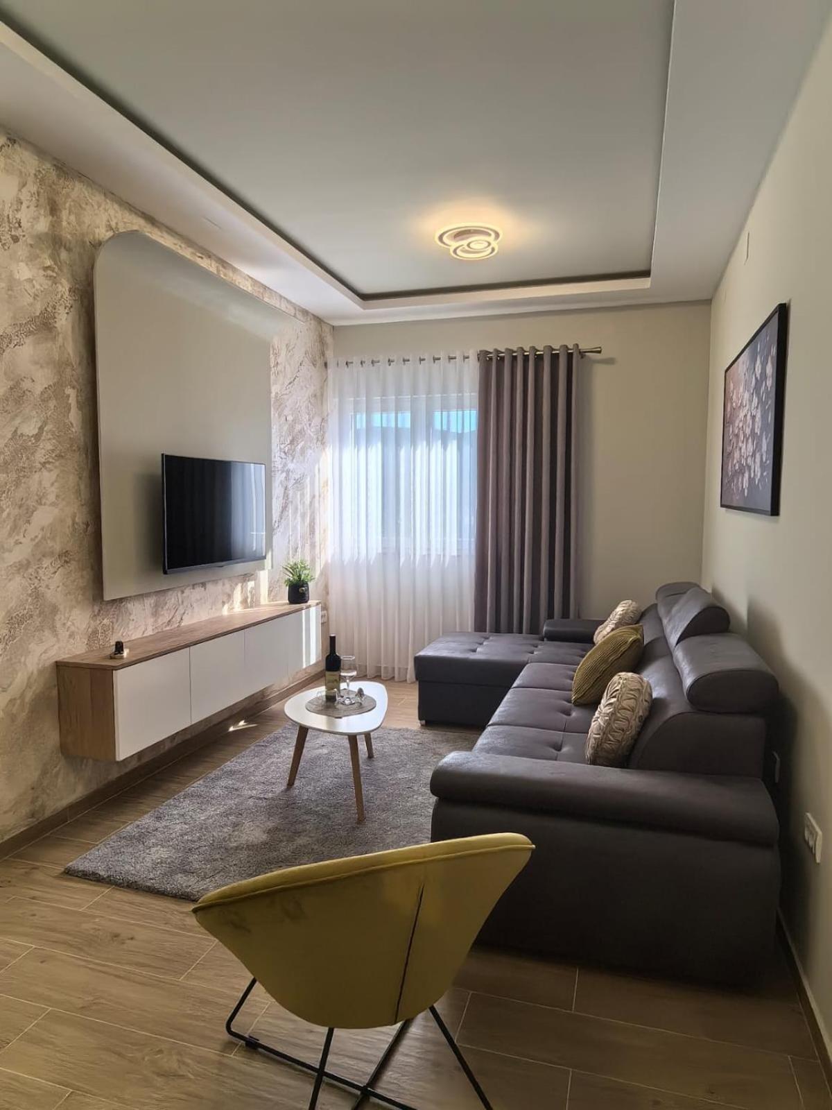 Апартаменты Sunny Hill - Parking - Fenced Garden - Luxury Loft Котор Экстерьер фото